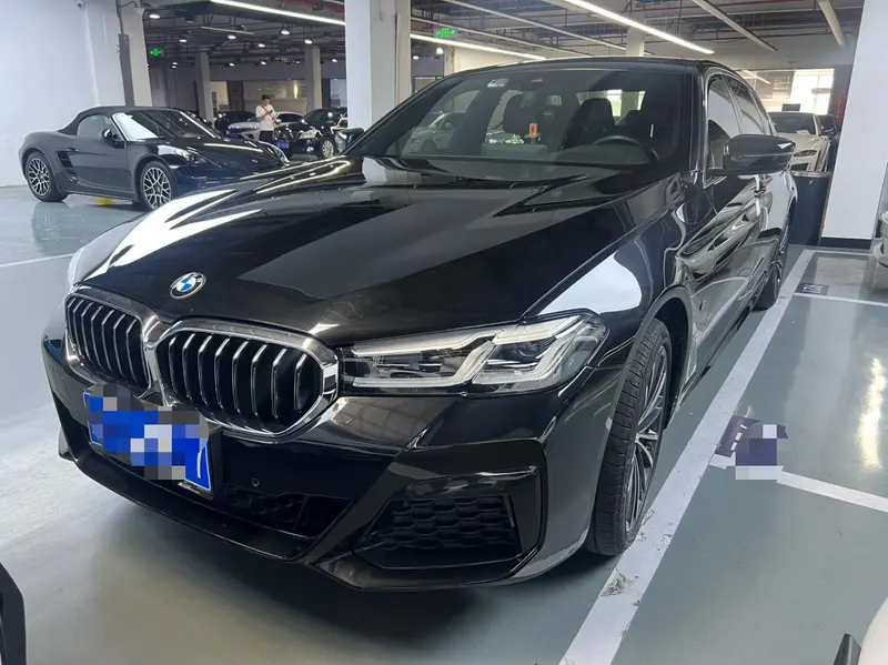 BMW 5-Series, 2023
