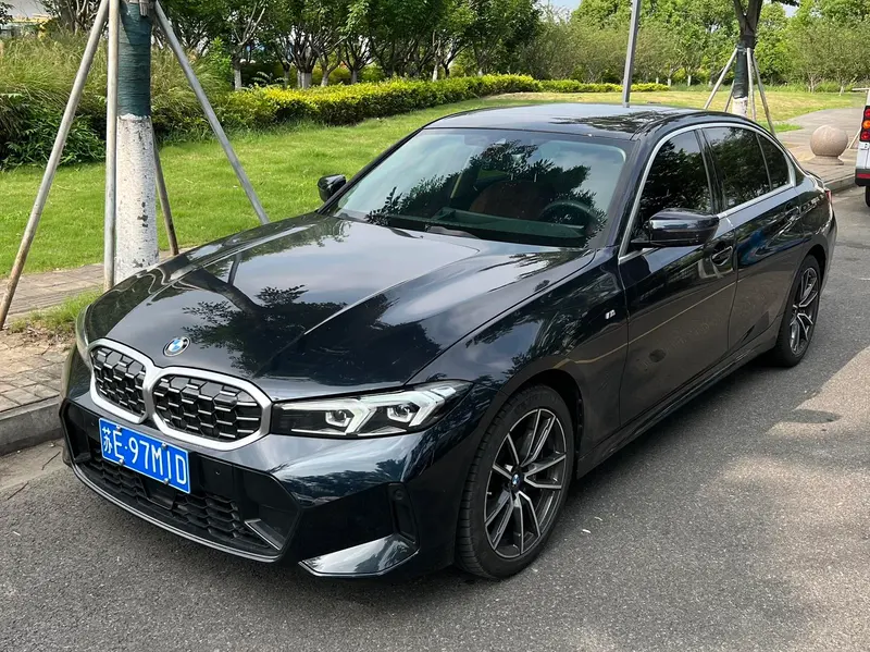 BMW 3-Series, 2025