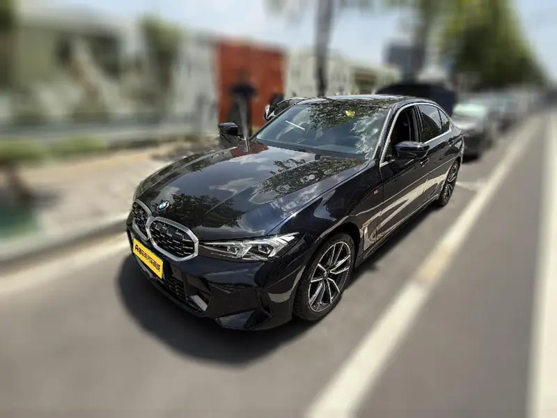 BMW 3-Series, 2025