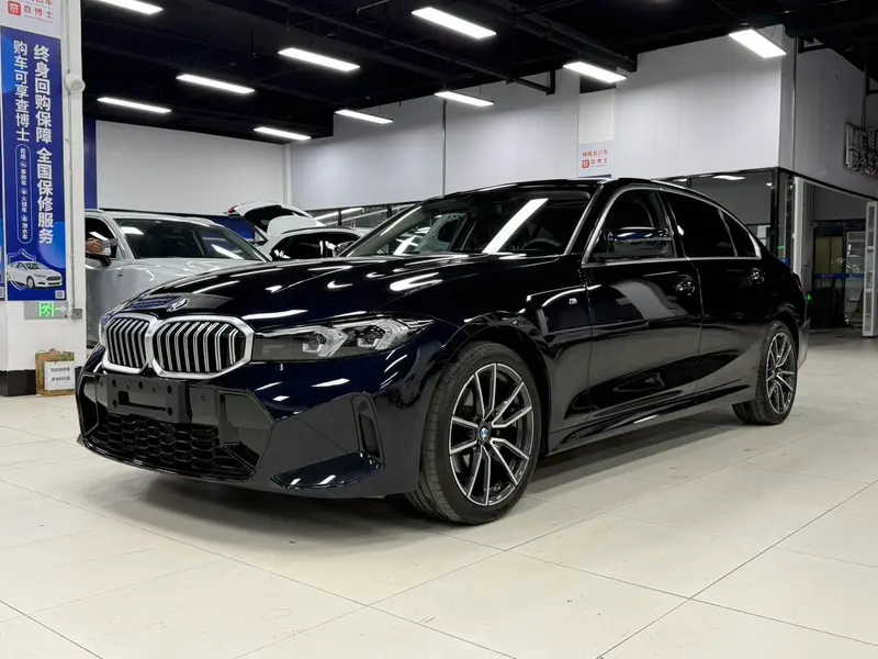 BMW 3-Series, 2023