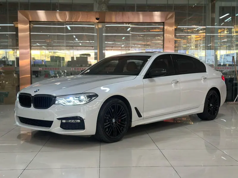 BMW 5-Series, 2018