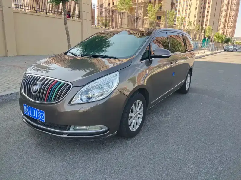 Buick GL8, 2015