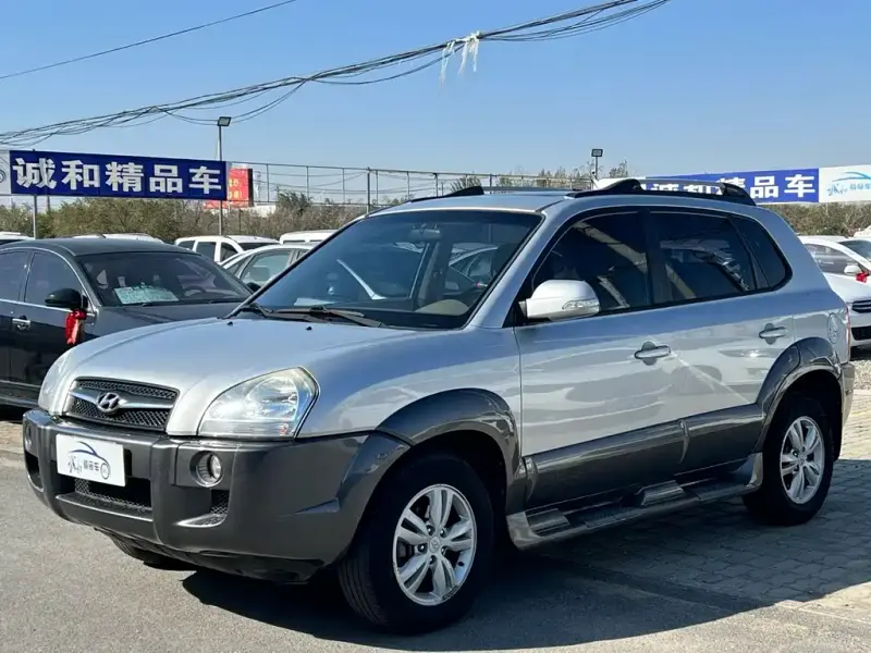 Hyundai Tucson, 2012