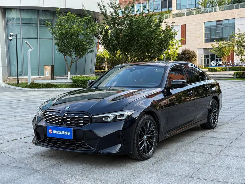 BMW 3-Series, 2023