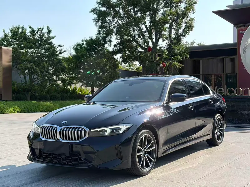 BMW 3-Series, 2023