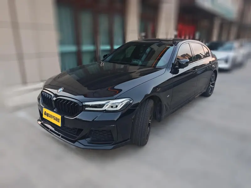 BMW 5-Series, 2023