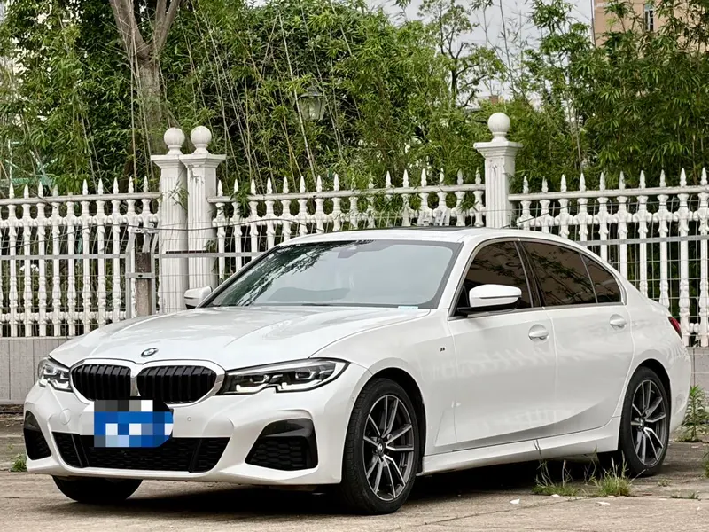 BMW 3-Series, 2021