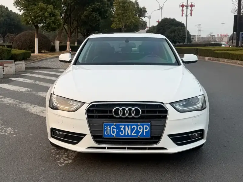 Audi A4L, 2018