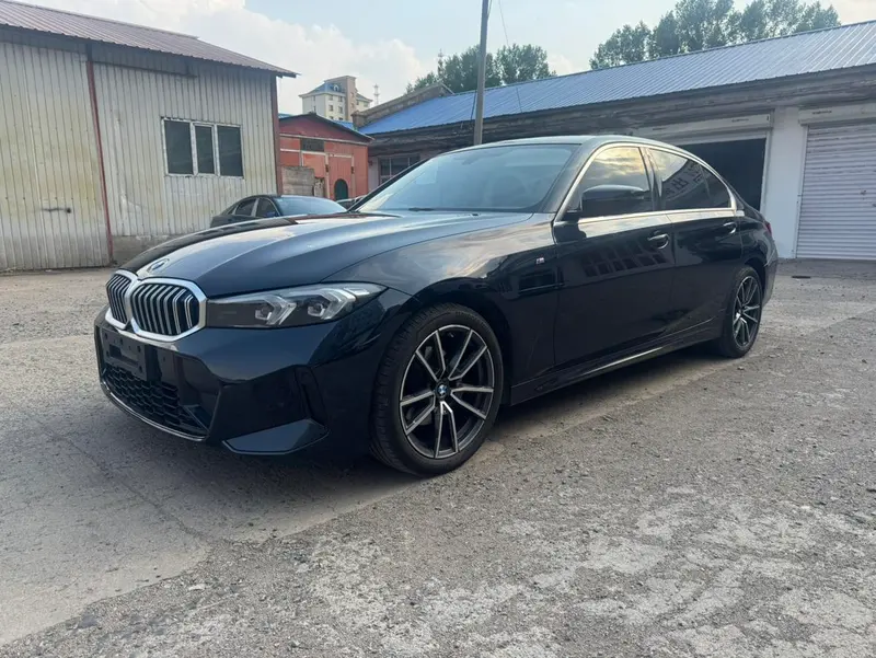 BMW 3-Series, 2023
