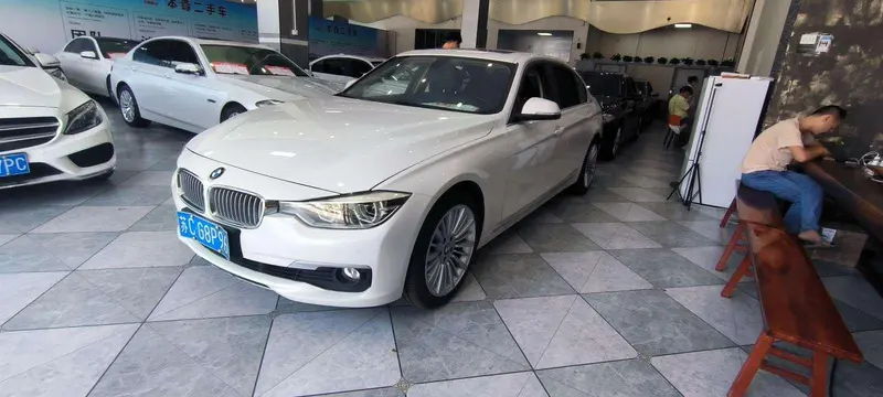 BMW 3-Series, 2018