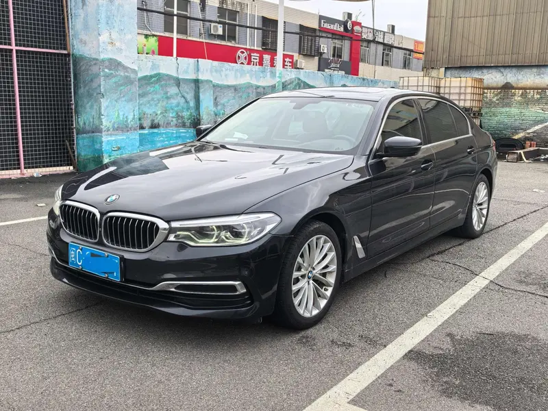BMW 5-Series, 2018