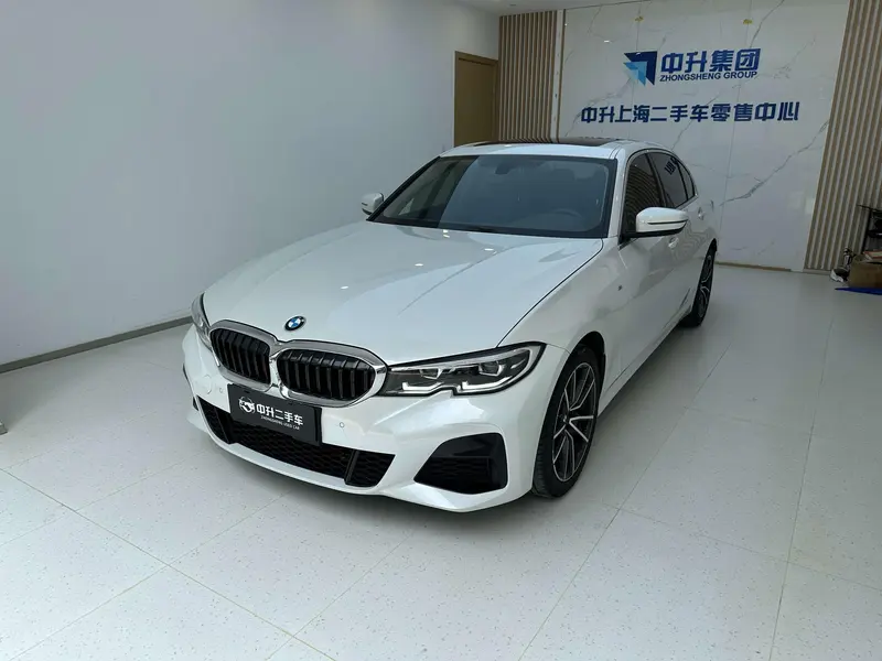 BMW 3-Series, 2021