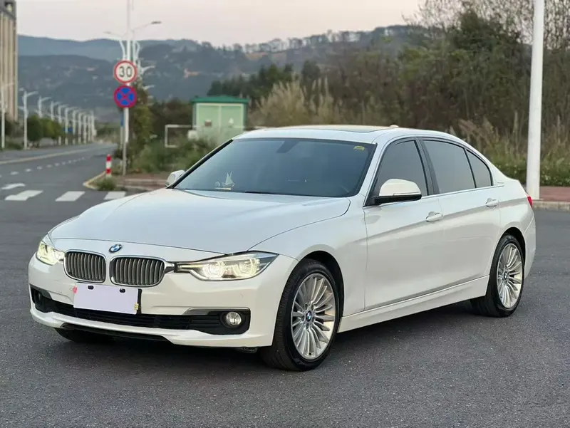 BMW 3-Series, 2018