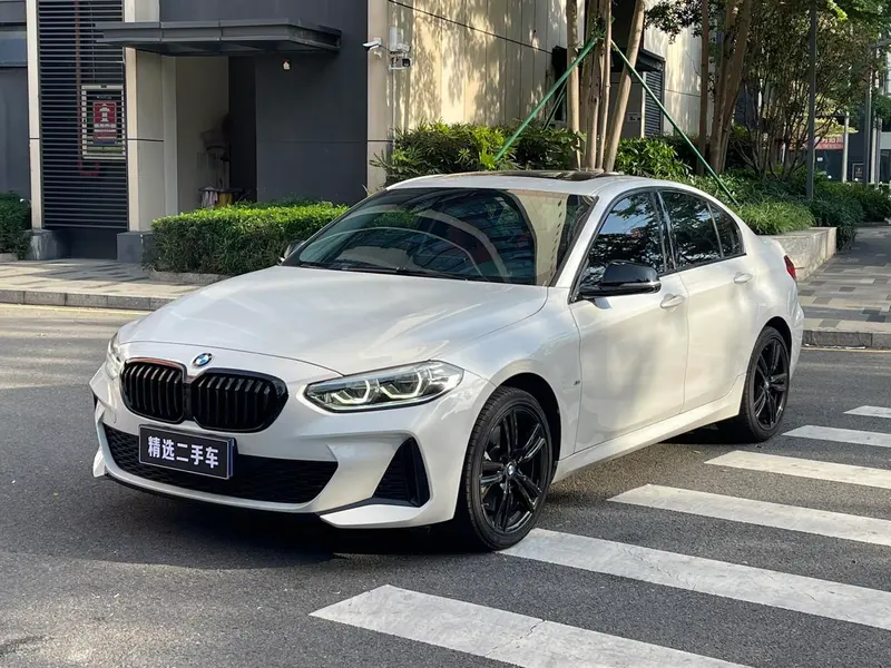 BMW 1-Series, 2021