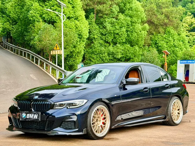 BMW 3-Series, 2020