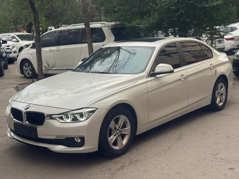 BMW 3-Series, 2016