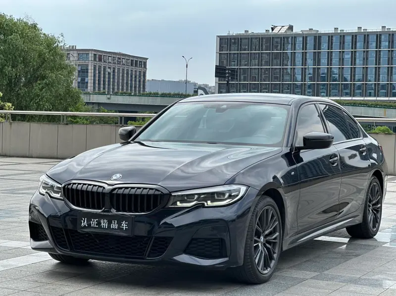 BMW 3-Series, 2021