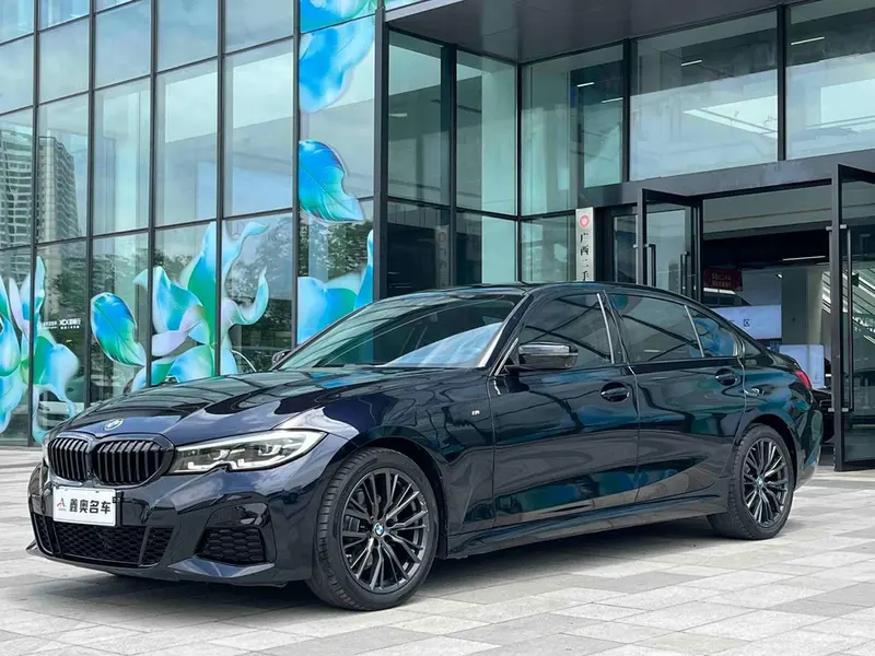 BMW 3-Series, 2021