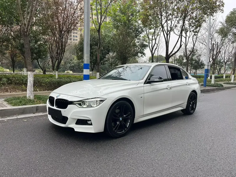 BMW 3-Series, 2019