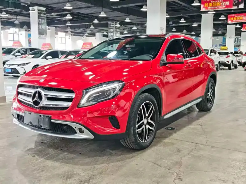 Mercedes-Benz GLA, 2016