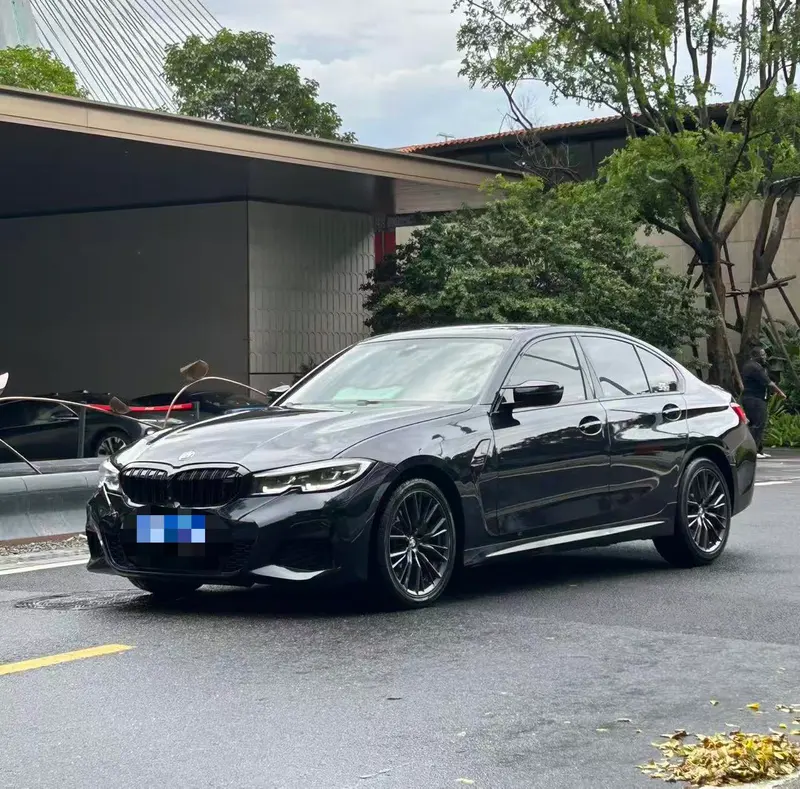 BMW 3-Series, 2021