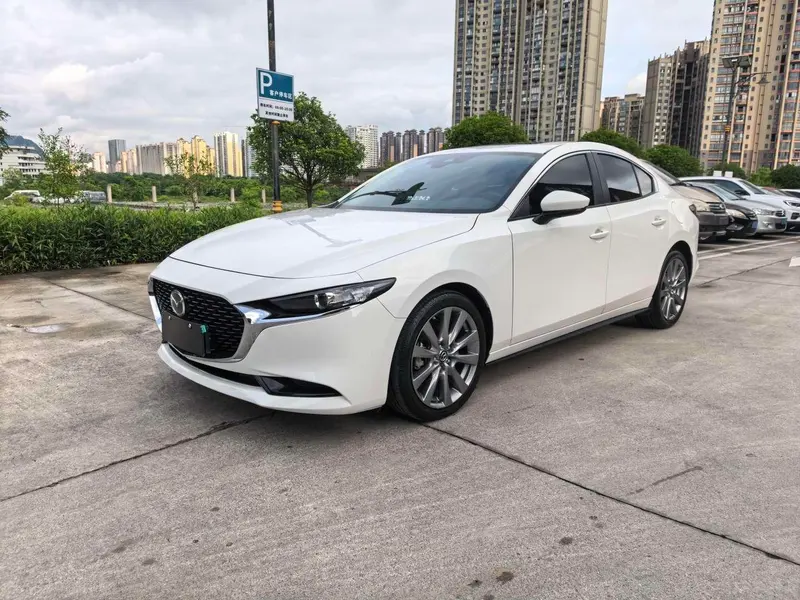 Mazda 3 Axela, 2022