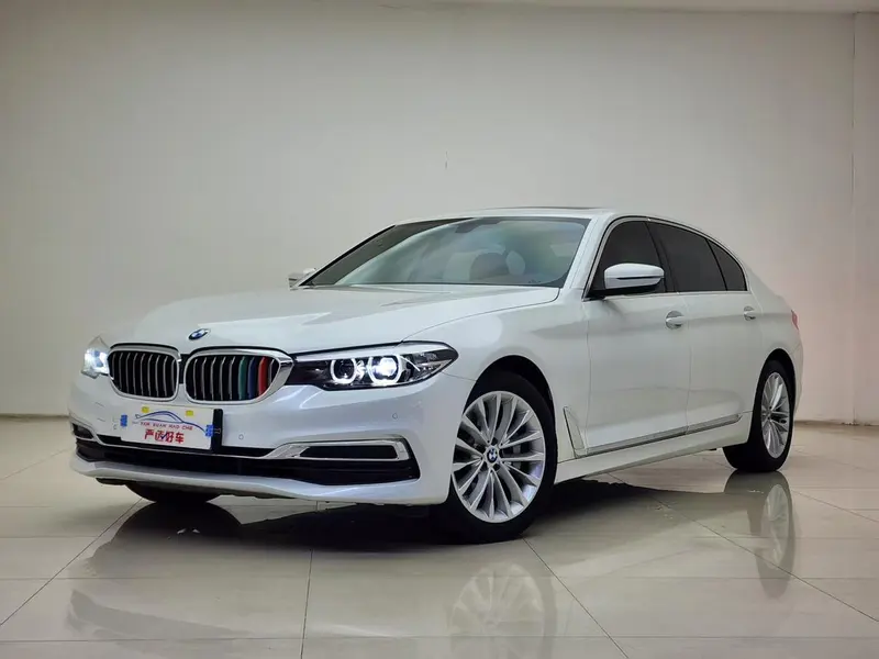 BMW 5-Series, 2019