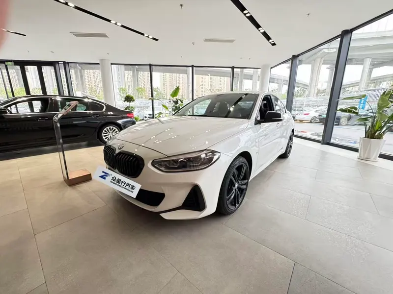 BMW 1-Series, 2023