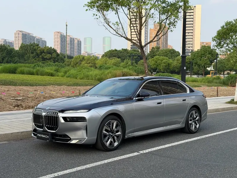 BMW 7-Series, 2023