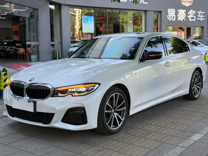 BMW 3-Series, 2020