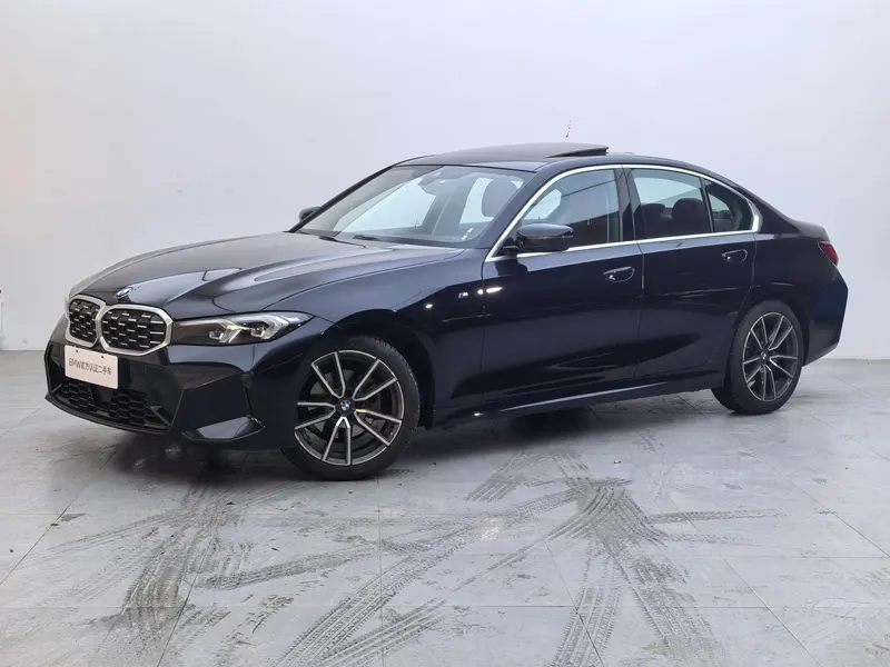BMW 3-Series, 2025