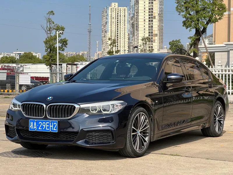 BMW 5-Series, 2018