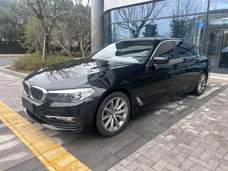 BMW 5-Series, 2018