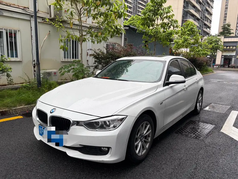 BMW 3-Series, 2015