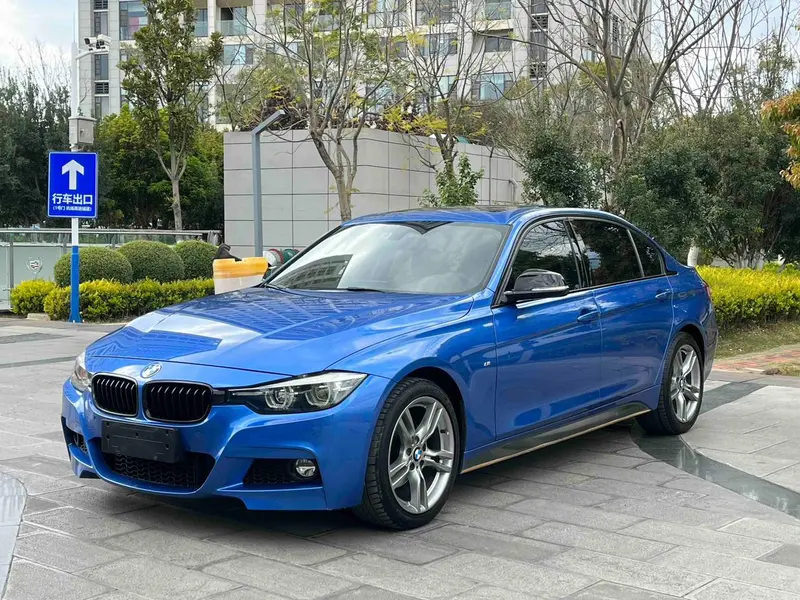 BMW 3-Series, 2019