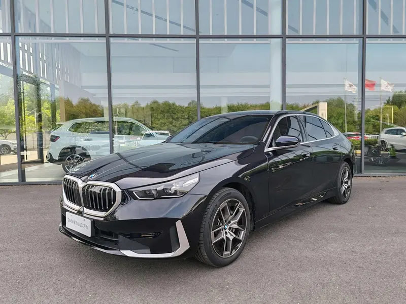BMW 5-Series, 2024