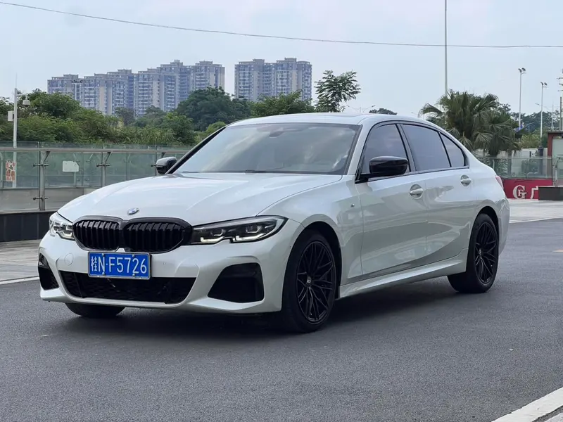 BMW 3-Series, 2020