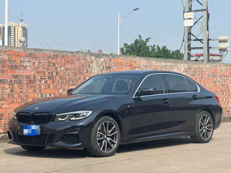 BMW 3-Series, 2021
