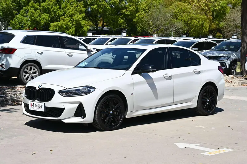 BMW 1-Series, 2023