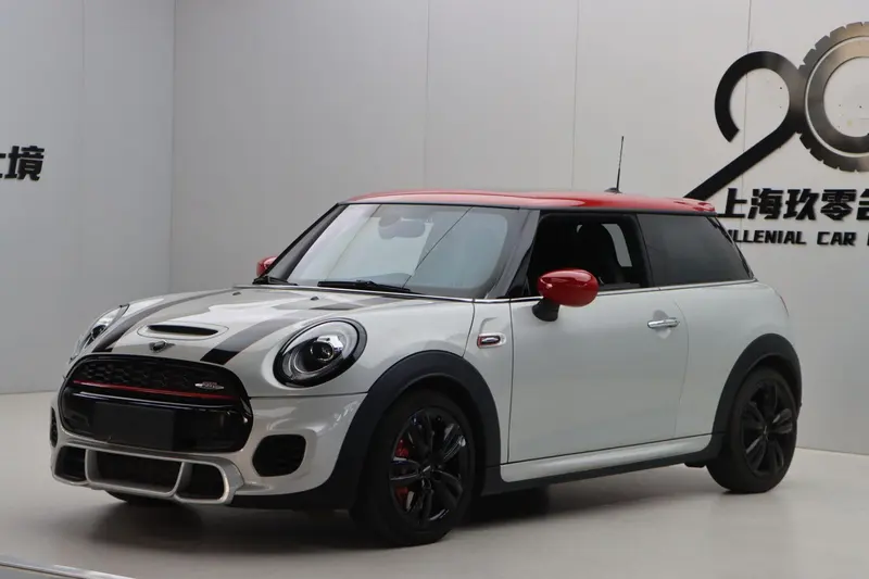 MINI JCW, 2021