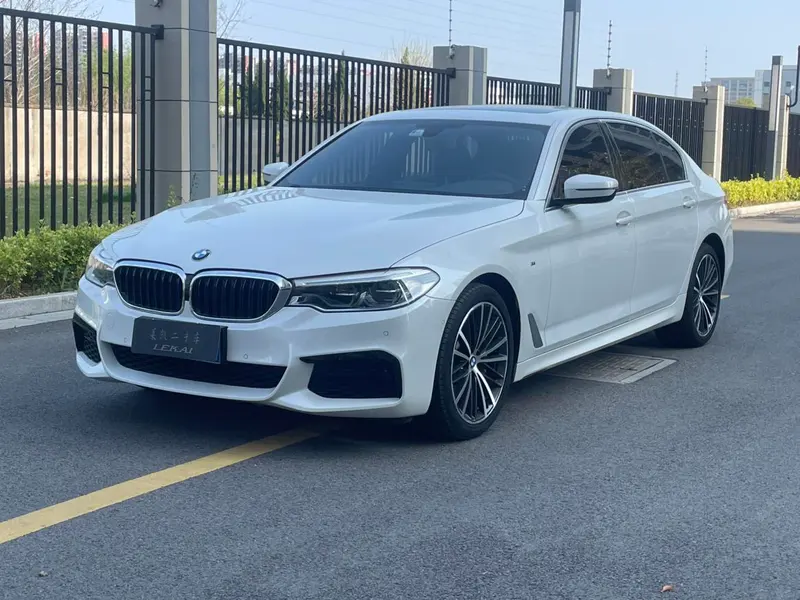 BMW 5-Series, 2020