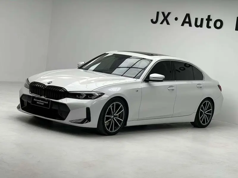 BMW 3-Series, 2023