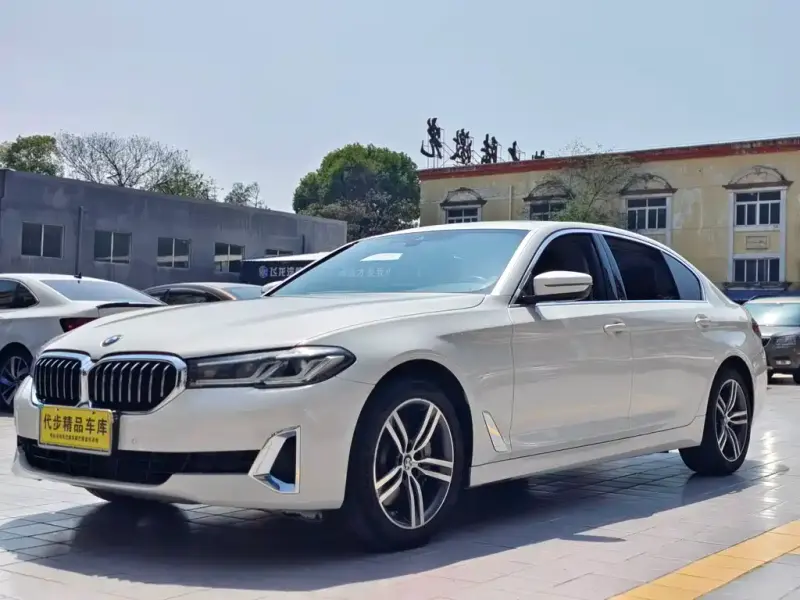BMW 5 Series, 2021