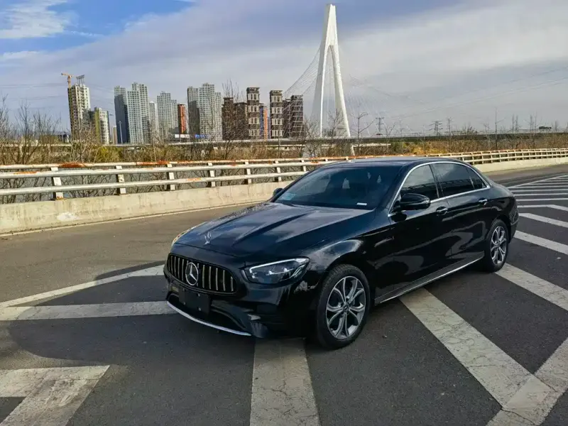 Mercedes-Benz E-Class, 2023