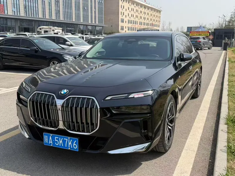 BMW 7-Series, 2023