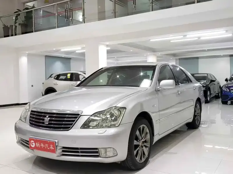 Toyota Crown, 2009