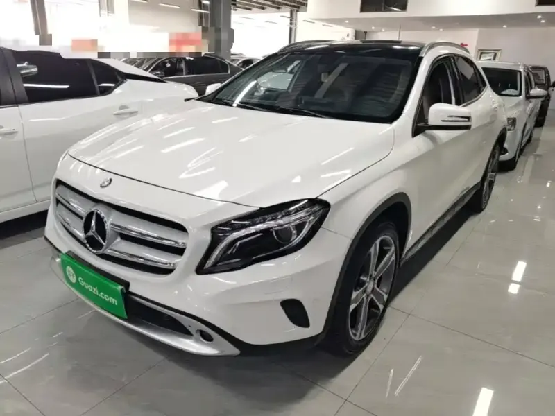 Mercedes-Benz GLA, 2016