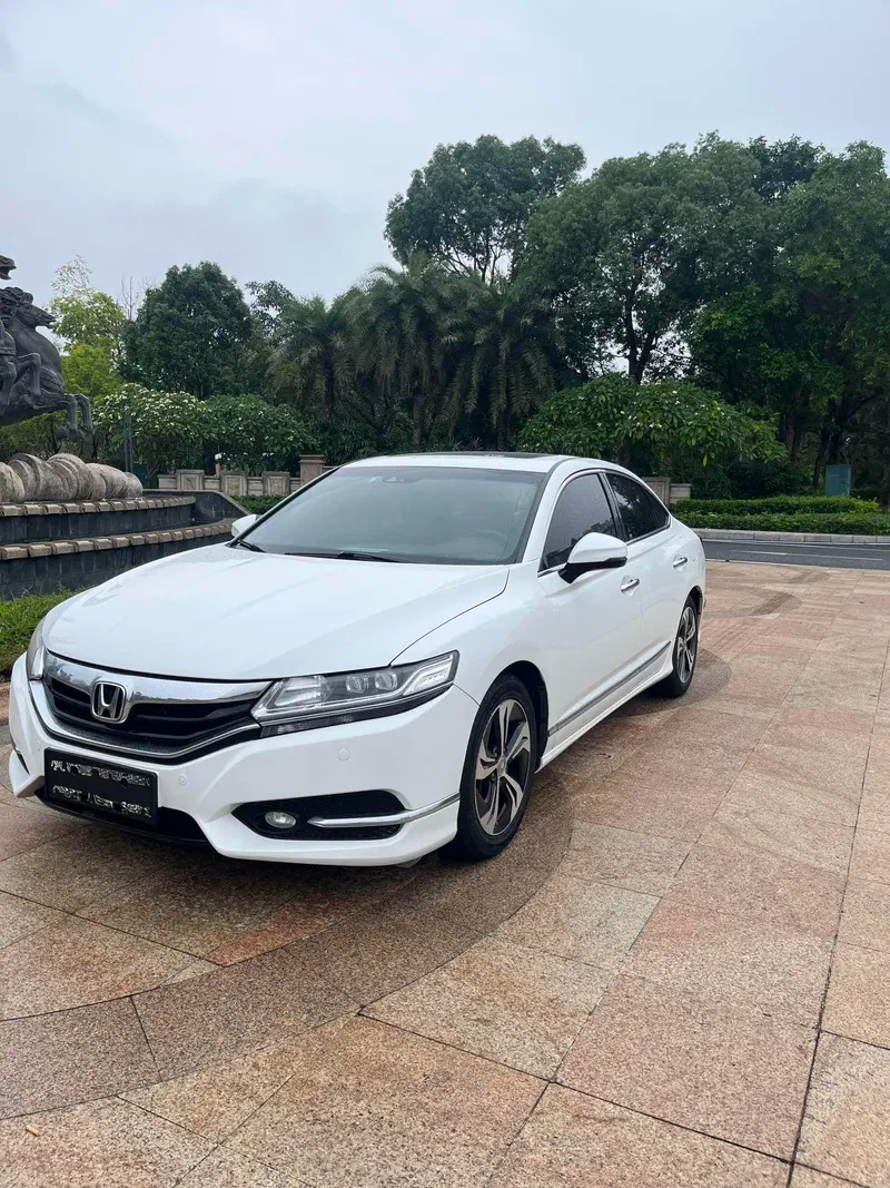 Honda Spirior, 2015