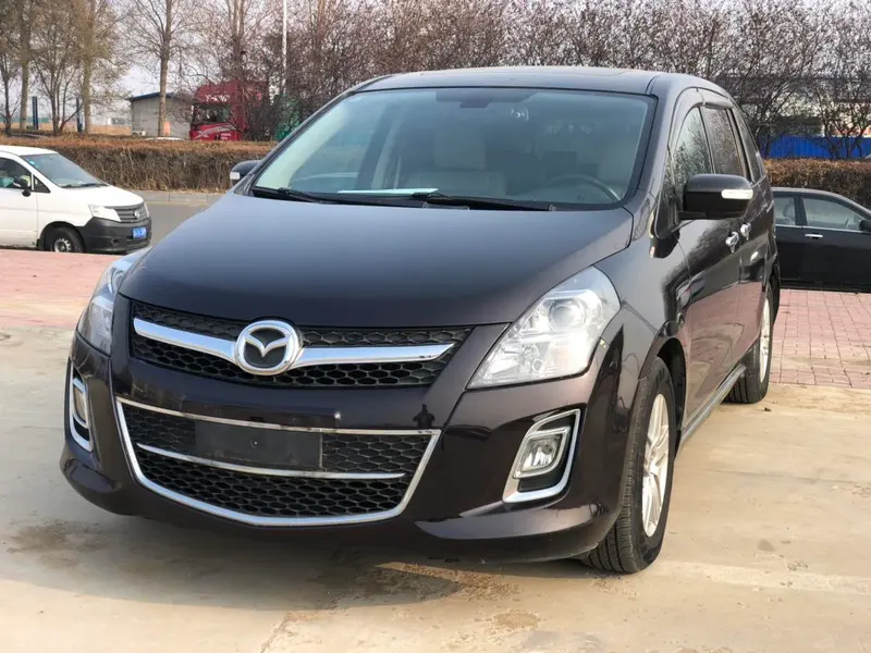 Mazda 8, 2011