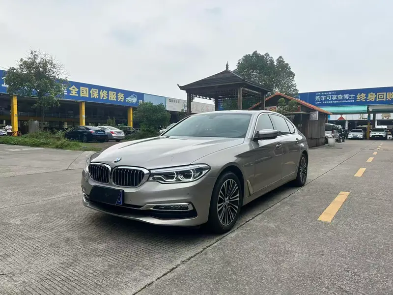 BMW 5-Series, 2018
